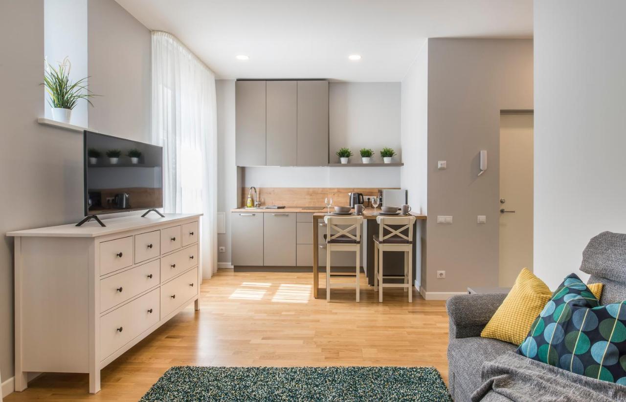 Perfect Location Cozy Studio Apt ➤Fully Equipped รีกา ภายนอก รูปภาพ