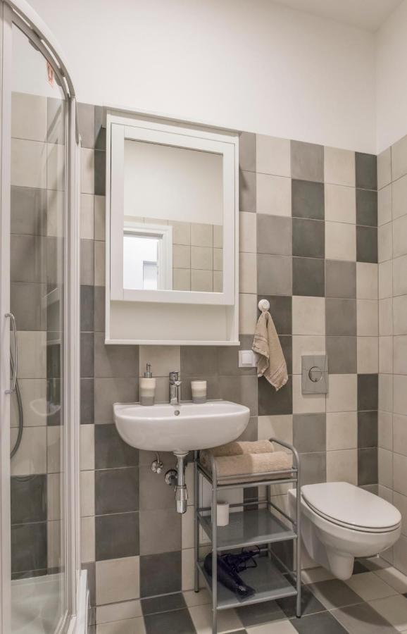 Perfect Location Cozy Studio Apt ➤Fully Equipped รีกา ภายนอก รูปภาพ